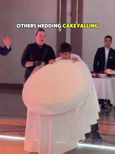 Wedding Cake Fails ❤️