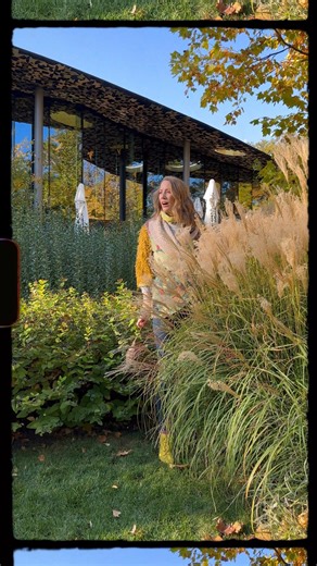 33K views · 116 reactions | Mi köze a morze kódnak a Mission Impossible zenéjéhez? Tényleg a filmzenétől lesz rémísztő a Psycho? És mit művelt Morricone zenéje a western zsánerével? Október 28-án még ennél is többről mesél nektek Grisnik Petra és Pirisi László - hallgassatok velük úttörő filmzenéket! | Magyar Zene Háza | Facebook