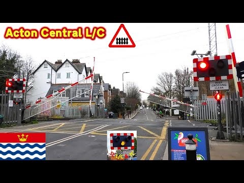 Acton Central Level Crossing, Greater London
