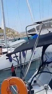 548K views · 905 reactions | Not the smoothest docking   @roemerx11 via TikTok #boatfails #sailinglife #boatlife | yachting.com | Facebook