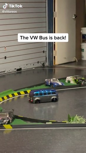 The bus is back! 😂😎 #vwbus #vw #bus #rcdrift #rccar #hobby #rc #cars #drift