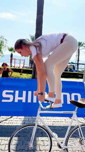 233K views · 5.1K reactions | This is how I get up  #biketricks #bikeshow | Violalovescycling | Facebook