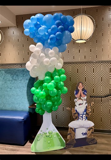 Science Balloon Column Ideas for Creative Decor