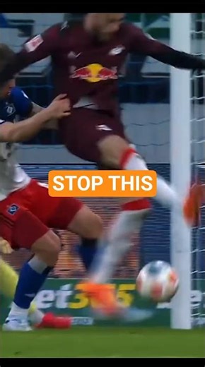 Can you find what the two goals have in common? / best goals.#shorts #football