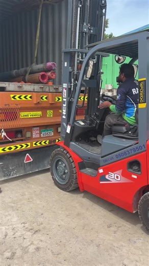‏Tools unloading from container #forklift #follow #grow #tiktok
