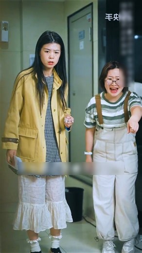 Someone gave birth in the toilet 😱~mini WoodToy Remixwoodworking art skill hand craft #shorts