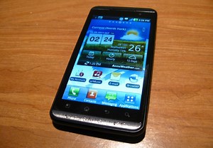 Video: Rogers LG Optimus 3D Review