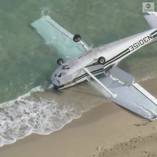 UPSIDE DOWN: A small plane crashed Monday afternoon on Haulover Beach in Miami. Authorities say the four people aboard suffered only minor injuries. An investigation is underway to determine the cause of crash. https://abcn.ws/2ELGvYb | ABC News