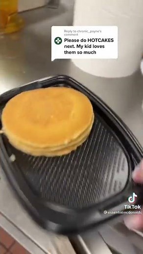 How hotcakes (pancakes) are made at McDonald’s