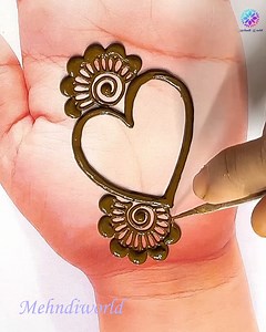 210K views · 1.7K reactions | 5 beautiful heart mehndi design #artist #art #mehnadi#beutiful #love | Mehndi World | Facebook