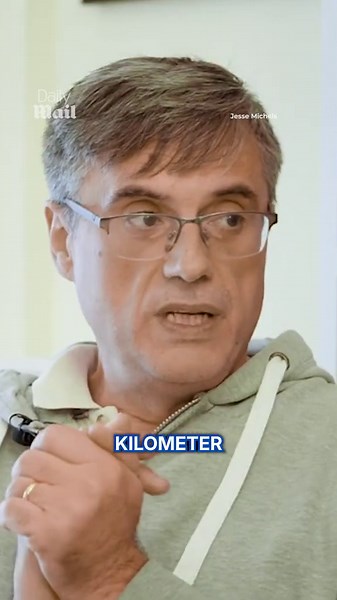 Scientists report radar data suggesting structures beneath the Giza Plateau