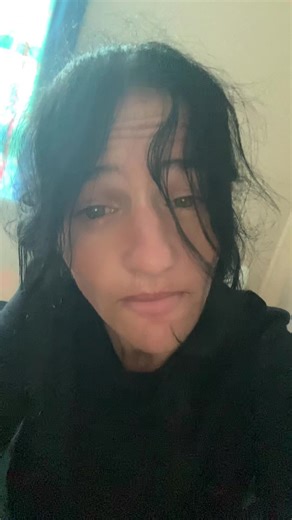 Shelley Whiteley (@shelleywhiteley)’s videos with Show Me the Way to Go Home / Goodnight Irene - Cockney Dan & The Eastenders