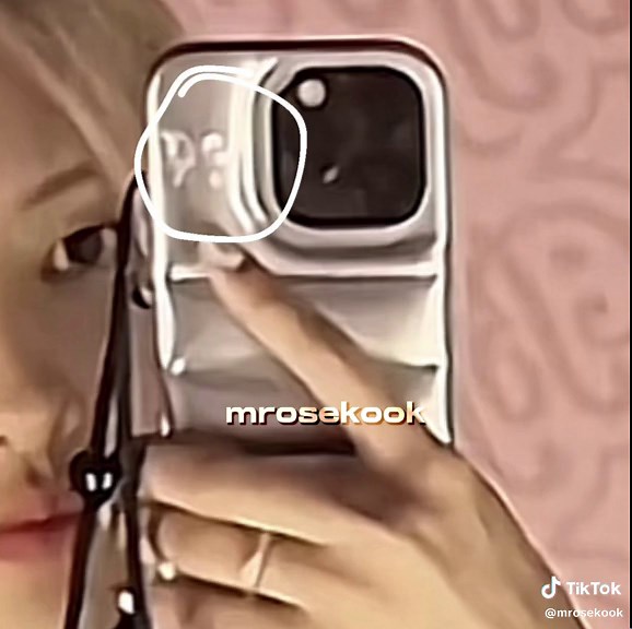 Analyzing Jungkook and Rosé's Relationship - BTS x Blackpink Couple Explained