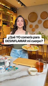 Desinflamar es más fácil de lo que creías 😱 En el video te dejé algunas opciones de todo lo que podes comer en un día con un menú antiinflamatorio 😮‍💨 Y si querés aprender a armar una rutina diaria antiinflamatoria, saber qué comer, qué evitar, y cómo empezar un protocolo que realmente limpie tu intestino y acelere tu metabolismo te invito a mi clase PROYECTO DETOX. Ahí te voy a enseñar cómo desinflamar tu cuerpo y cómo empezar el mismo protocolo que uso con mis pacientes para que adelgacen 1