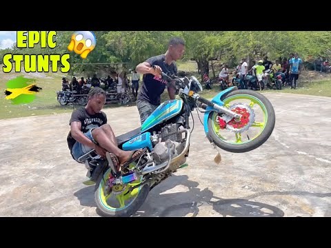 Motorcycle Stunt Show | Epic Bike Stunts ¡!