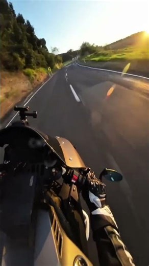 Woops #motorcycle #motorcyclecrash #motorbike