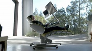 挨住工作都得！Altwork Station 工作檯可改變成不同形態