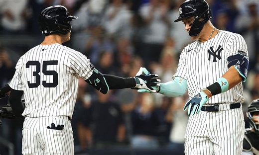 MLB DFS Picks, Projections, Lineups & Stacks Today: Thursday Playbook