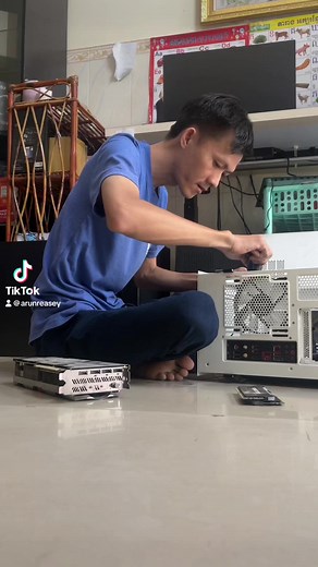 6K views · 218 reactions | ផេកជាប់អស់ហើយ ចឹងទទួលរៀបកុំព្យូទ័រធម្មតា។ 梁凉 | Tech Random | Facebook