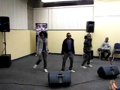 Mindless Behavior Performing Number One Girl