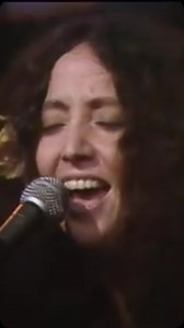 Maria Muldaur - Midnight at the Oasis (The Midnight Special) 1974 “Midnight at the Oasis” is a song by the American singer Maria Muldaur from her 1973 debut album, Maria Muldaur. Written by #DavidNichtern , it is her best-known recording. The song is an offer of a desert love affair in a fantasy setting. AllMusic reviewer Matthew Greenwald describes the song as “so sensual and evocative that it was probably one of the most replayed records of the era and may be responsible for the most pregnanci