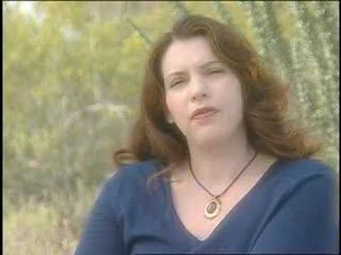 Stephenie Meyer The Host interview