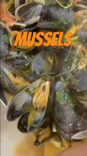 Easy Steamed Mussels/#cookingwithnino