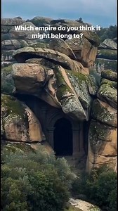 We are entering an imperial rock tomb made of Roman concrete, adorned with mysterious symbols, whose imperial origin is unknown. Unknown Imperial AI Treasures #empire #which #mysterious #symbol #AI | Defineye Giden Yol - The way to The Treasure