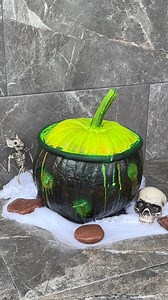 Pumpkin turns into a magical cauldron | Genius Club