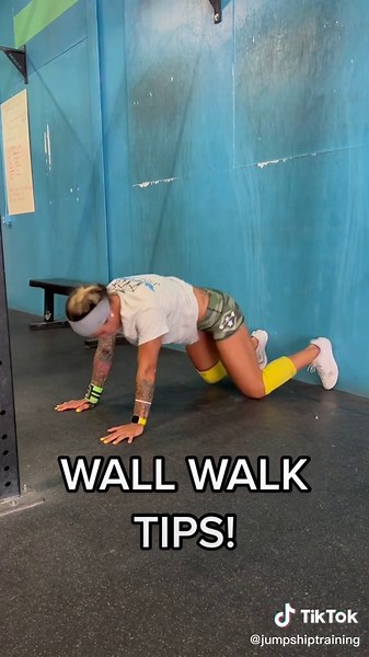 Improve Your Wall Walks with These Crossfit Tips