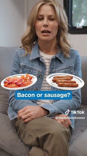 Answering Questions at IHOP with Julie Bowen