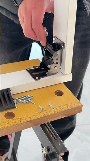 Use 90 degree self-locking folding hinges to attach to the legs of the folding table