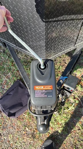 Electric Trailer Jack lifts up to 4000 lbs with the push of a button. Smooth, powerful, and built for trailers, campers, boats, and RVs. Hitching made EASY. 🔥 #VEVOR #TrailerLife #RVTools #TruckTok #TikTokShopFinds