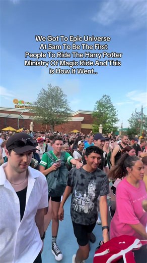 Experience the 3-Hour Wait at Harry Potter's Ministry of Magic