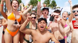 Spring Breakers Let Loose on Miami Beach After 2 Years of COVID-19