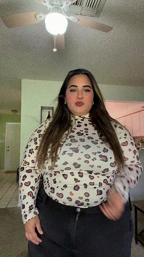 Curvy Outfit Ideas: Embrace Your Body with SHEIN Curve