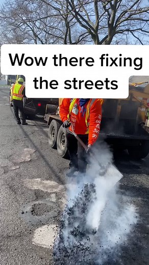 Wow there fixing the streets #nyc #potholes #fy #foryourpage #foryou #hardwork