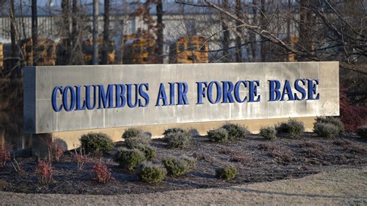 US Air Force training jet crashes in Alabama, but both pilots ejected safely