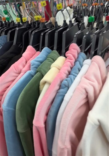 Cute Juicy Couture Spring Finds at Burlington