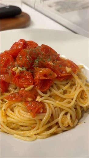 “An irresistible pasta for cherry tomato lovers.”ミニトマト好きにはたまらないパスタ✨️#パスタ#時短レシピ#高タンパク#パスタレシピ#簡単レシピ