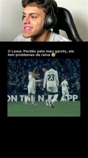 Who is this hothead who helped Suárez?