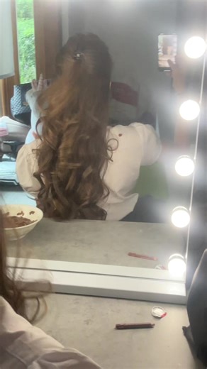 Curl My Hair With Straighteners: Step-by-Step Tutorial