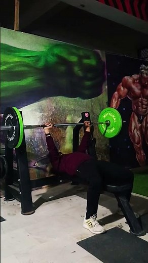 beanch Press Workout #butterfly #fitness #chest #motivation #FitnessGoals #20kgDumbbell #PushDay