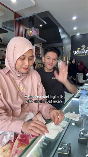 Flash Back waktu pilih2 cincin buat nikah🍀 @kotagede_jewellery