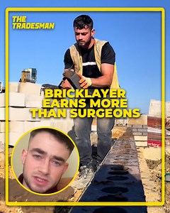2.7M views · 11K reactions | These bricklayers get paid £10 per brick apparently 樂 | The Tradesman | Facebook