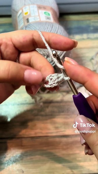 Stäbchen häkeln ohne vorher eine Maschenkette machen zu müssen 😍 #häkeln #häklenmachtglücklich #häkelnfüranfänger #häkelnlernen #häkelanleitung