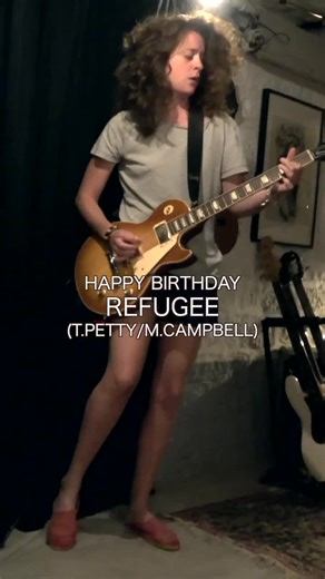 Vidéos de Margot Cotten (@margot.cotten) avec son original - Margot Cotten