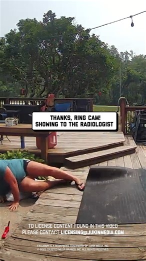 361K views · 598 reactions | why oh why must garbage day come but once a week?   #porchlife #outdoorliving #cctv #fail | FailArmy | Facebook