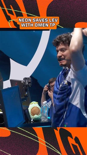 kingg getting the crowd started after that #VCTAmericas #VALORANT