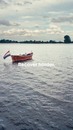 28K views · 100 reactions | Tijdens training laat Jenning alles achter op het ijs. Tijdens herstel zet hij alles even uit. | Optimum Nutrition NL | Facebook